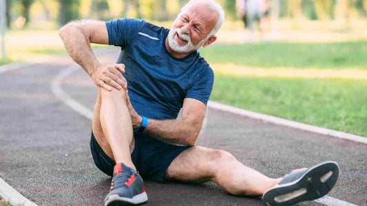 Remedios naturales para aliviar el dolor de rodilla: opciones seguras y efectivas desde casa