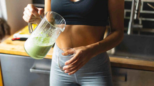 Cómo mejorar tu bienestar diario combinando superalimentos y suplementos